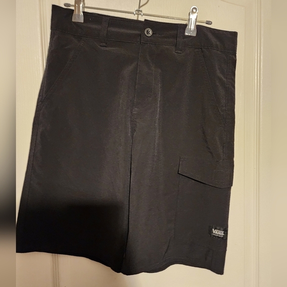 Vans Other - Vans Vanphibian Black Cargo Shorts Size 18
